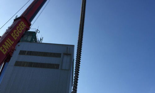 Heissgutelevatorbecher